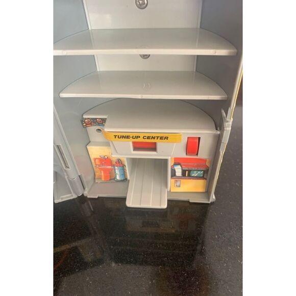 Vintage Micro Machines Oil Can - Picture 4 of 7